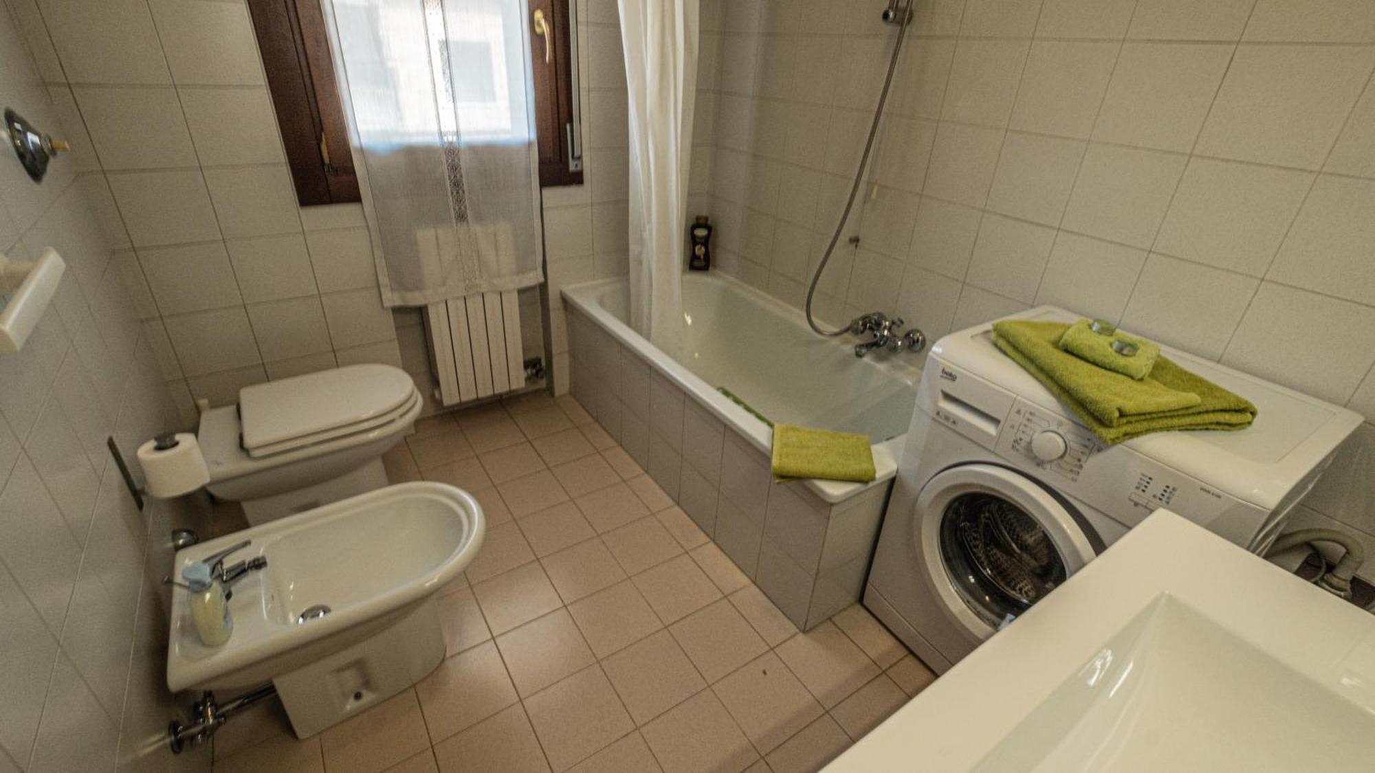 Patrizia & Giuseppe Apartment สกอร์เซ ภายนอก รูปภาพ