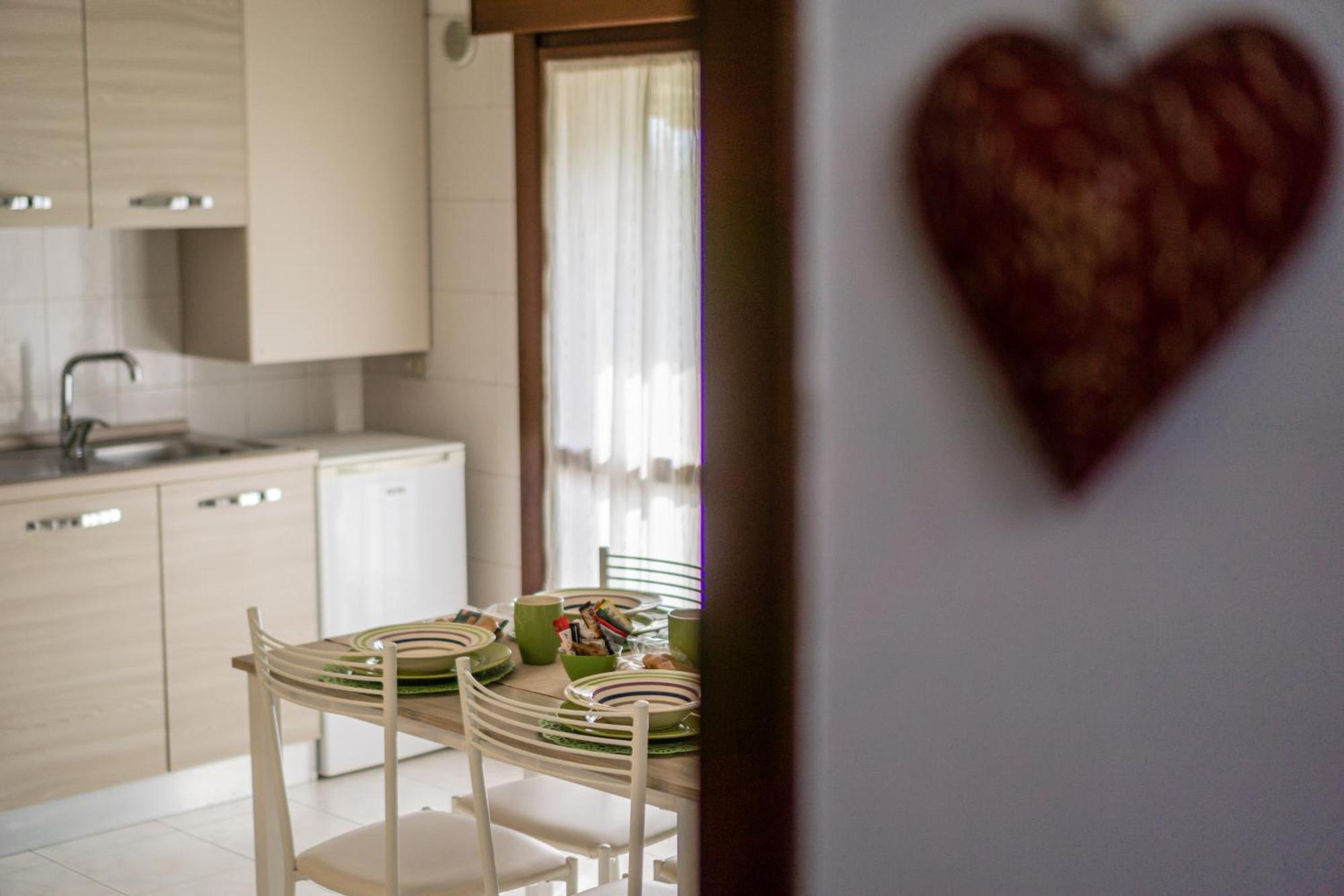 Patrizia & Giuseppe Apartment สกอร์เซ ภายนอก รูปภาพ