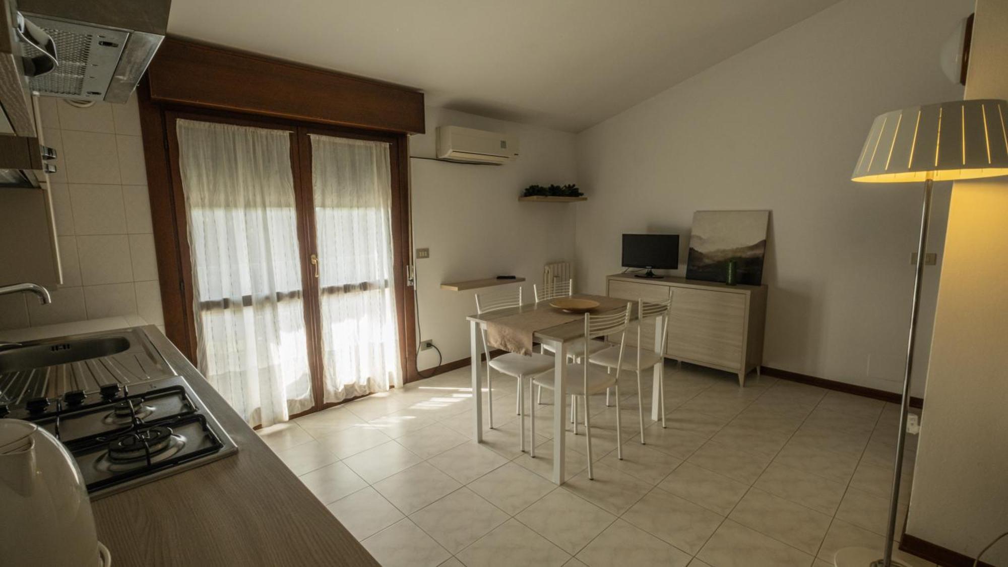 Patrizia & Giuseppe Apartment สกอร์เซ ภายนอก รูปภาพ